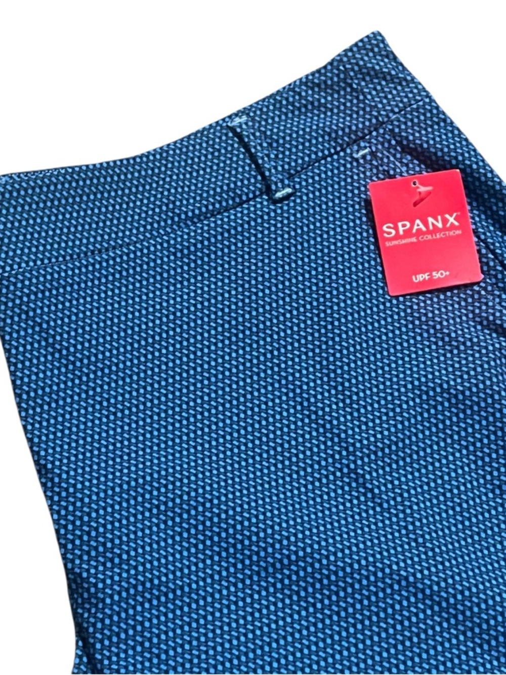 Spanx Sunshine Shorts 4"
Women Geo Scape Blue UPF
50+ NWT Size XL